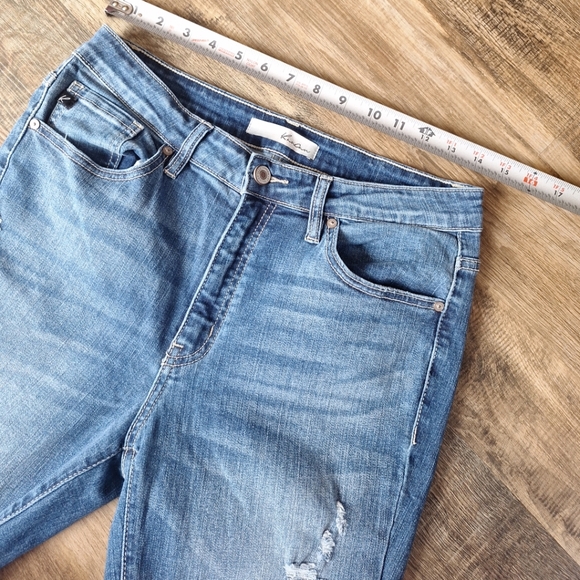 KanCan Raw Hem Distressed Jeans Size 30 - Picture 7 of 11